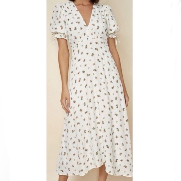 Faithfull the Brand Dresses & Skirts - Faithfull The Brand Mejia Carrie Floral Yellow Midi Dress